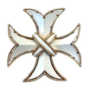 Vintage Crown Trifari White Enamel Gold Tone Maltese Cross 2 inch Brooch Pendant